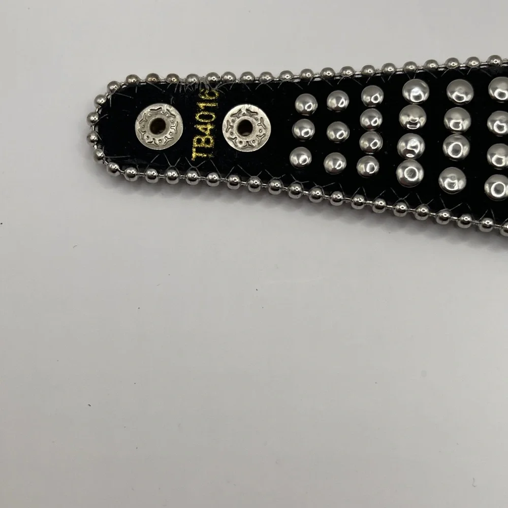 Rhinestone Encrusted Cuff Bracelet - Picture 7 of 10
